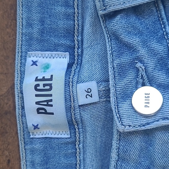 PAIGE Jeans Women's sz 26 Brigitte Straight Leg Distressed Mid Rise Denim Jeans - Picture 5 of 9